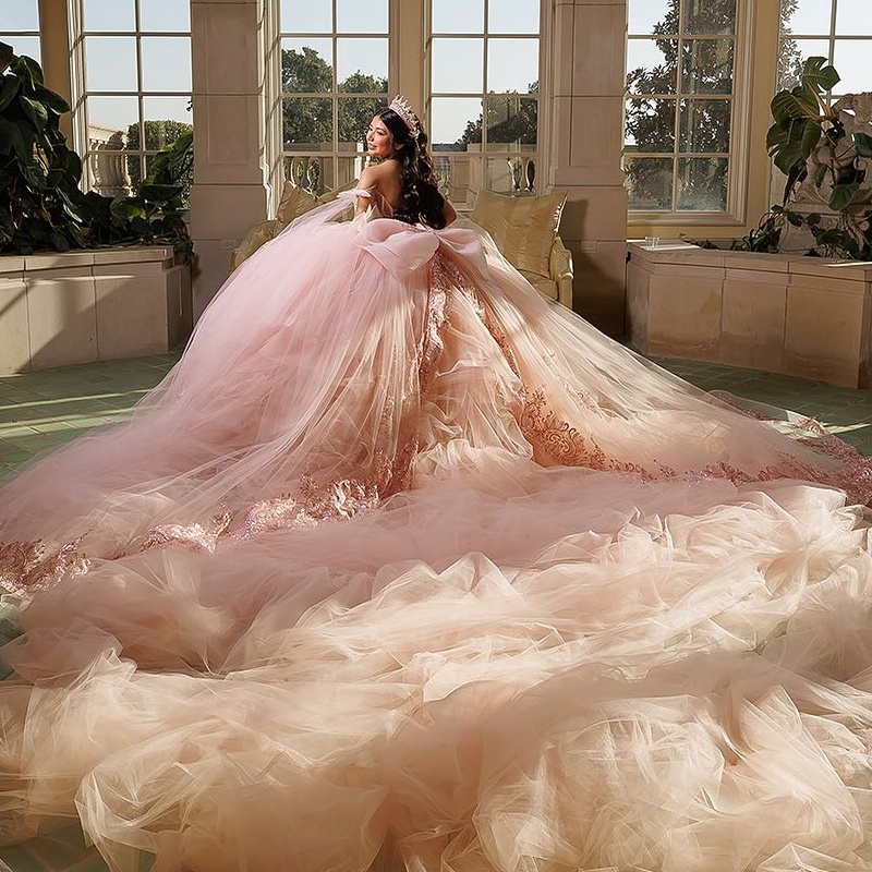 Pink Quinceanera Dresses Off Shoulder Ball Gown Sweet 16 Dress Applique Lace Beads Tull With Cape Birthday Party Vestidos 15 De Anos