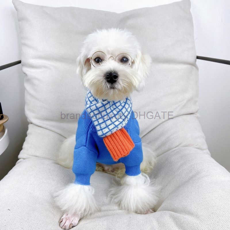 Autumn and winter new scarves cute dog decorations teddy bears Shiba Inu cats pet scarves