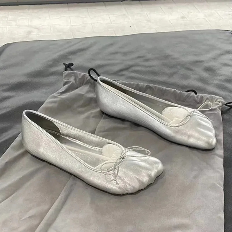 Flat Leather Ballet Shoes Ladies Spring And Summer Comfortable Soft Soled Shoes For Dancing On Light Casual Shoes 251106