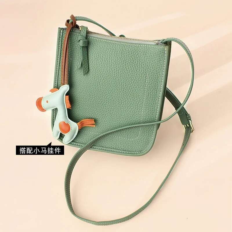2023 Green Crossbody with Horse Charm 100% First Layer Cowhide Leather Female Shoulder Bag Small Daily-use Phone Purse