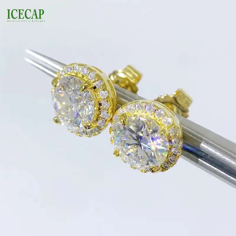 Icecap Fashion Jewelry Earrings 18K Gold Plated Wholesale Moissanite Earrings European and American Mens Classic Ear Studs