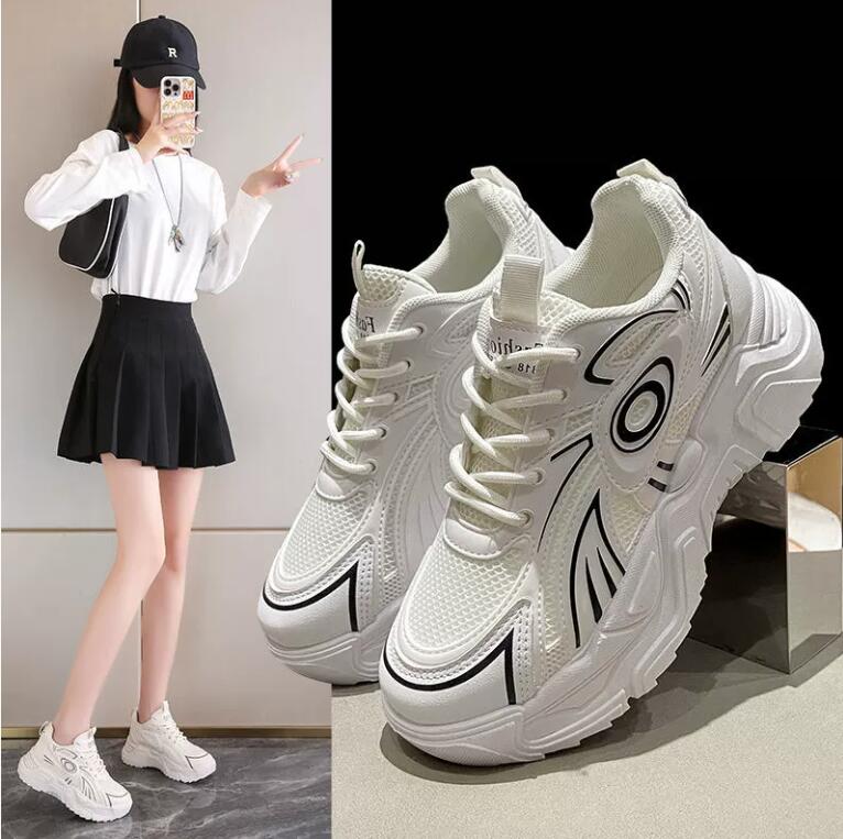 Thick soled sports single shoes for women autumn 2024 new Korean version casual fashion explosive street artifact showing long legs single Z 10.28-6