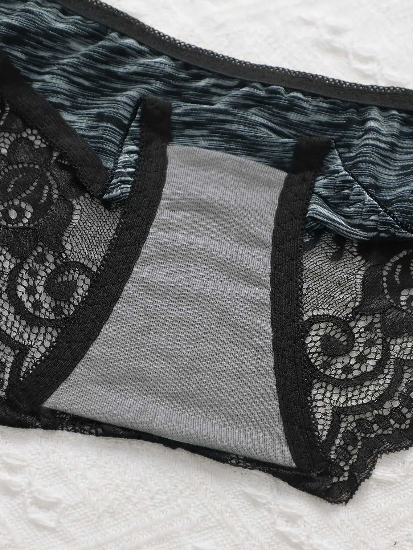 Womens sexy embroidered lace lingerie set with steel rims gathered push ups and underwear comfortable fit set A3185XJ251106