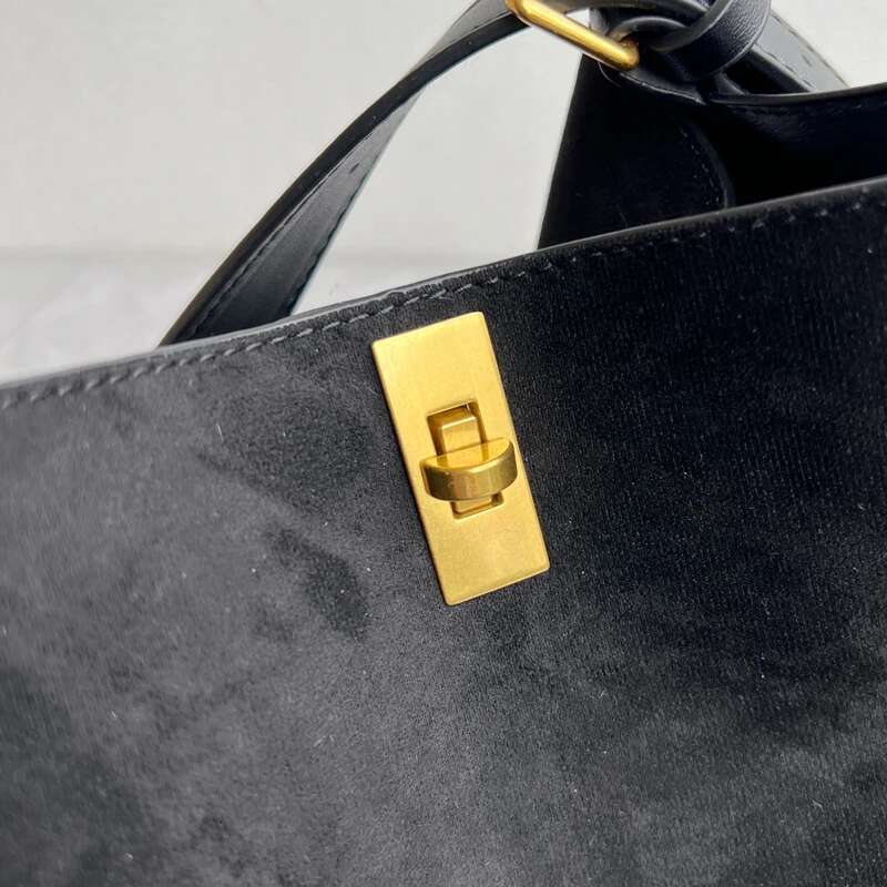 MEDIOW Korean Faux Suede Tote Bags For Women Designer Handbag Purses 2024 New In Lock With Inner Pocket Underarm Shoulder