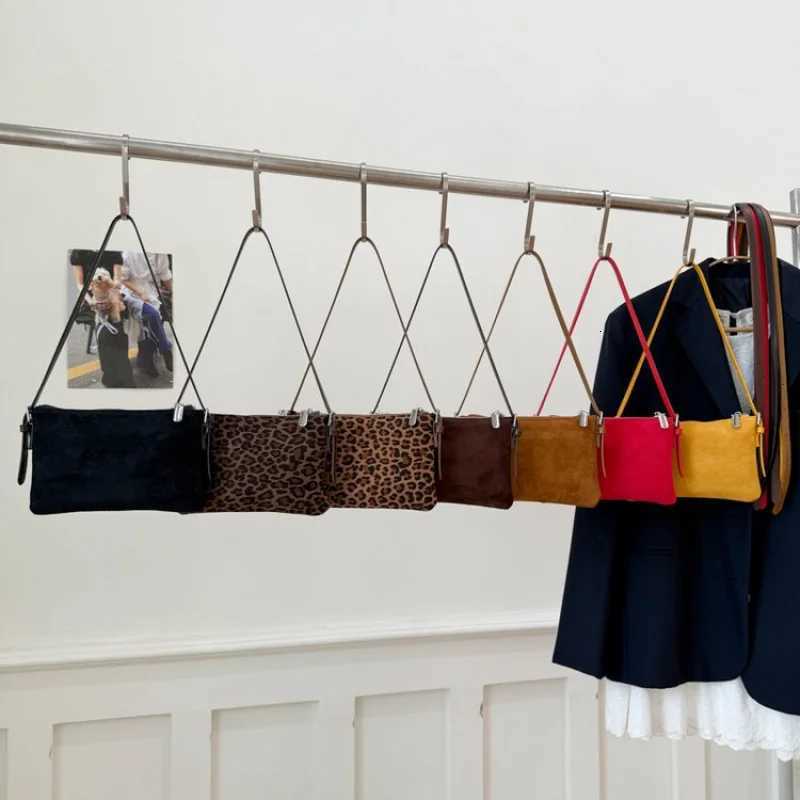 Timeless 2025 New Ladies Luxury Brand Leather Crossbody Bag Famous Designer Popular Classic CasualW251106