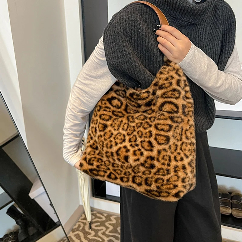 Retro Leopard Print Shoulder Bags Trendy Hobo Bag Soft Warm Faux Fur Large Capacity Tote Korean Fashion Winter Underarm 251103