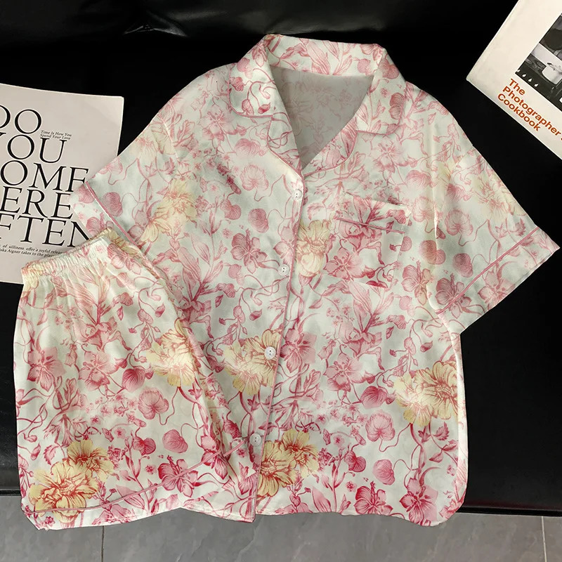 The Summer Ladies Retro Floral Print Ice Silk Pajamas s Short-Sleeved Thin Summer Suit Leisure Home Wear Real Po 250402