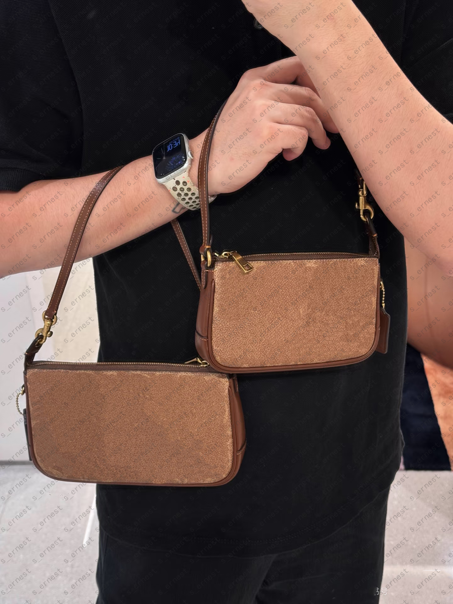 Popular Retro Small Square Bag 2025 Autumn Designer Shoulder Handheld Fashion Casual Yankee Underarm Small Square Bag