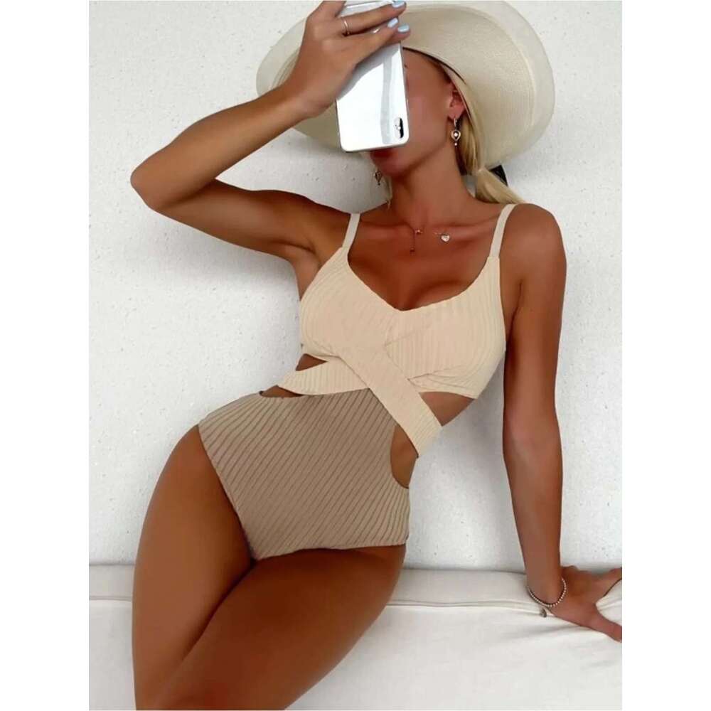 2024 Solid Color Splicing Bikini One Piece Swimsuit Women Long Sleeve Beach Bodysuit Swimwear Big Summer Backless Bathing Suit