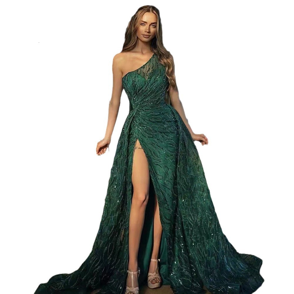 2025 Spring/summer New Womens Slant Shoulder Split Long Skirt Toast Dress Sparkling Strap Evening Dress