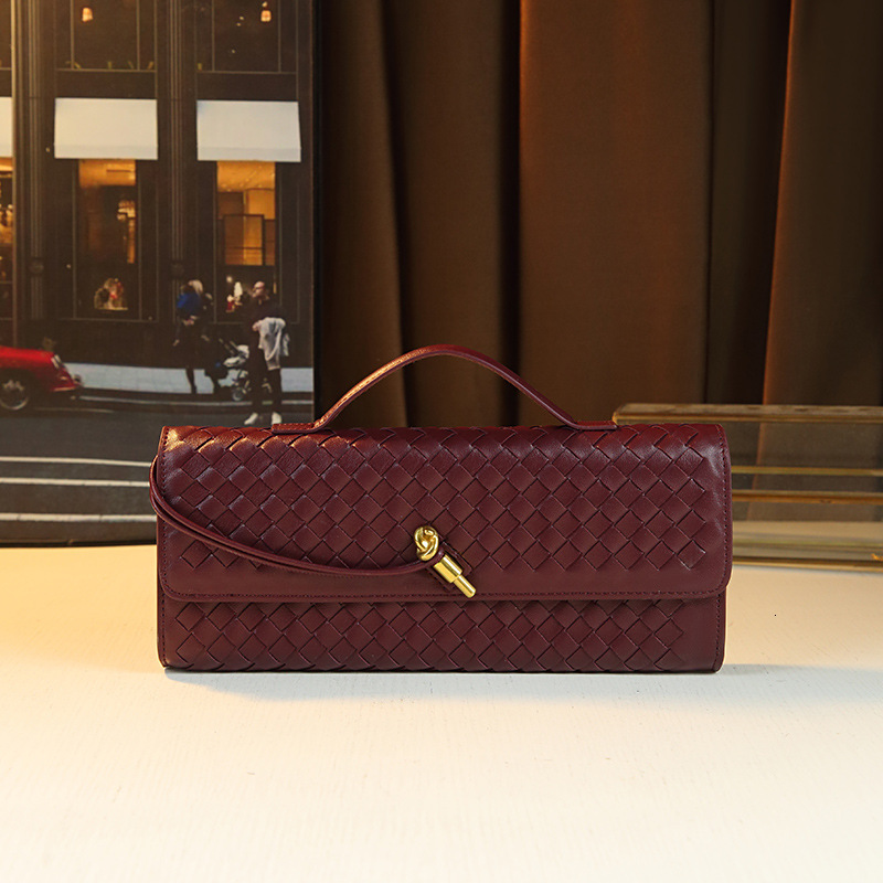 New Autumn Winter Handmade Woven Bag, Versatile For Daily Use, With Horizontal Handle And A Stylish Single Shoulder Crossbody Bag