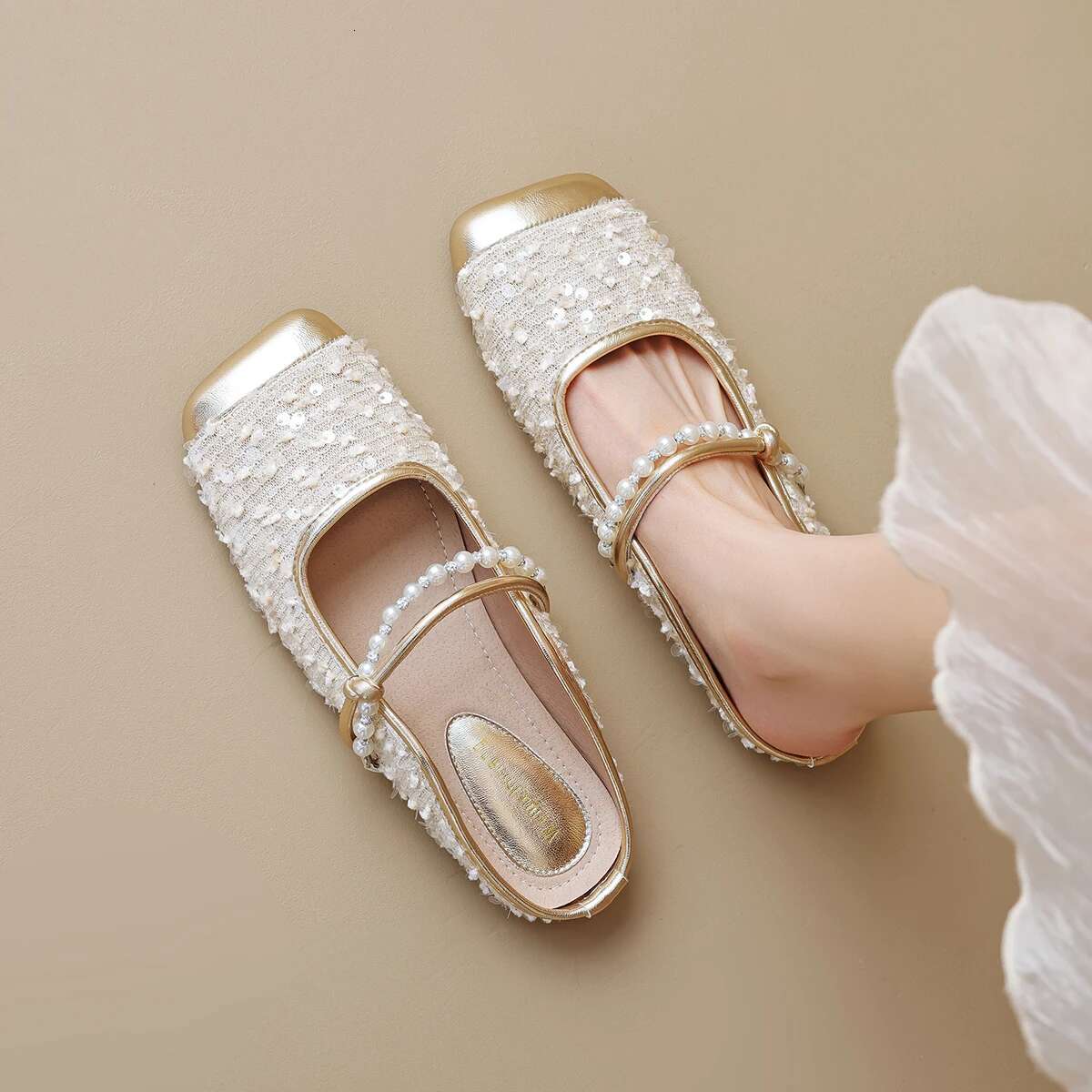 2025 Summer New Women's Outdoor Slippers Women's Casual Mule Designer Fashion Flat Shoes Pearl Design Work and Party Clothes