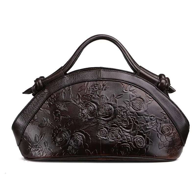 MOTAORA 2025 New Women Shoulder Genuine Leather Handbag Female Oil Wax Cowhide Retro Emed High Quality Ladies Bag