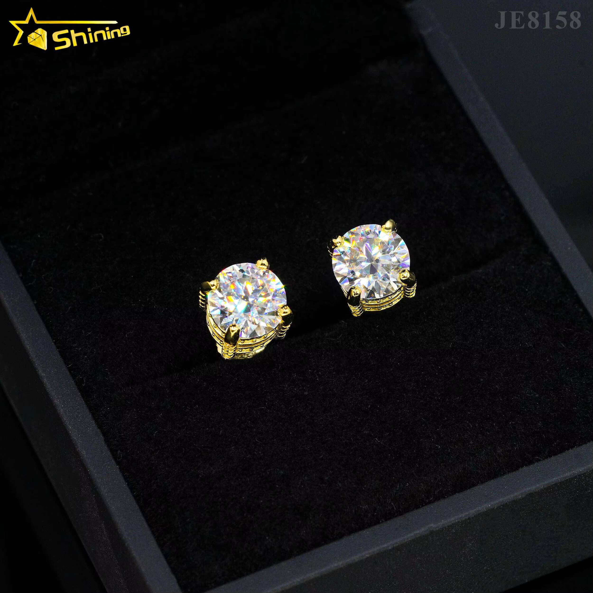 New Arrival Moissanite Gold Plated Sier Jewelry Full Round Side Stones Screw Back Stud Earrings