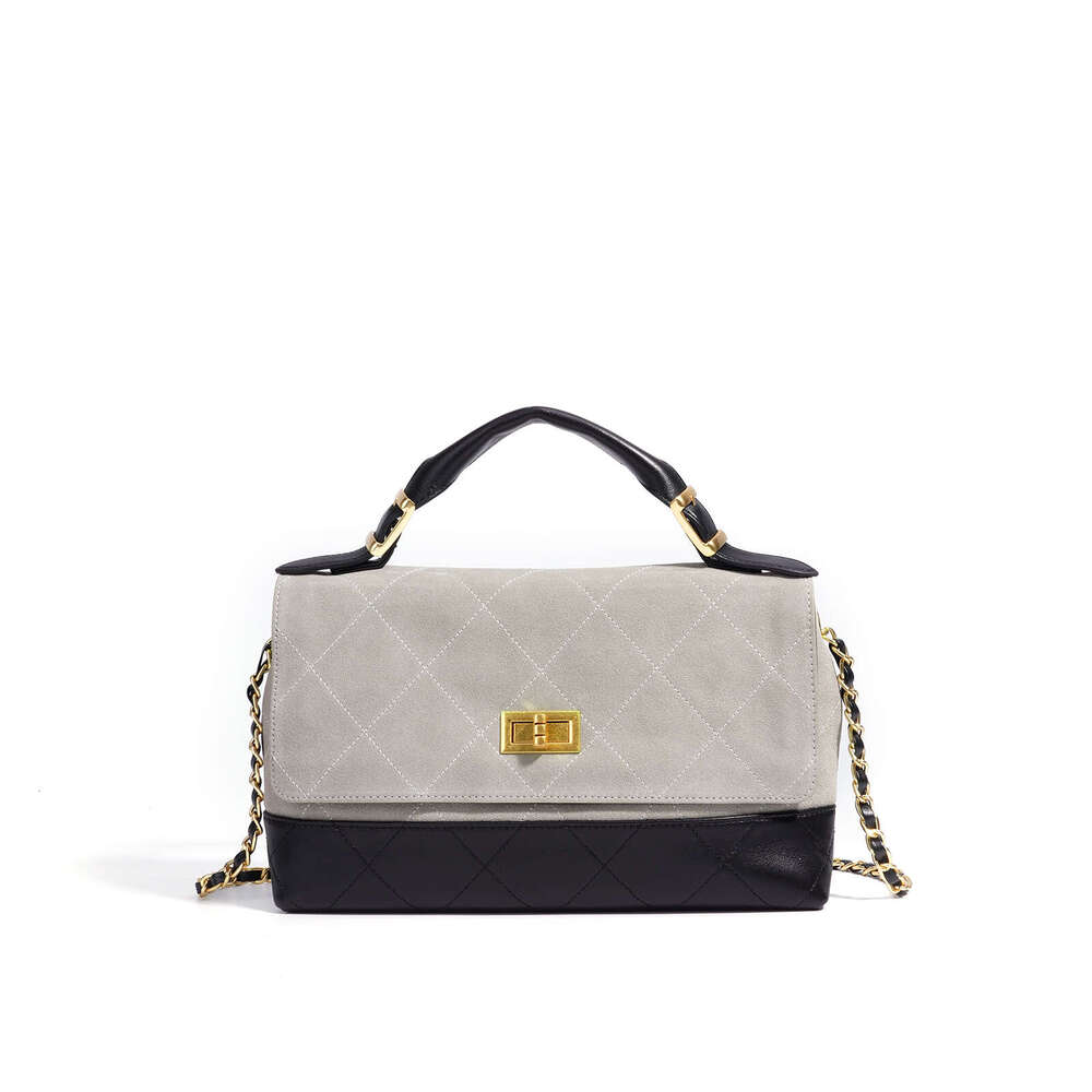 Famous Brand Luxury Bag Designer New Matte Niche Diamond Chain Tote Women S Fashion Simple Cross Body High End Versatile Small Square D