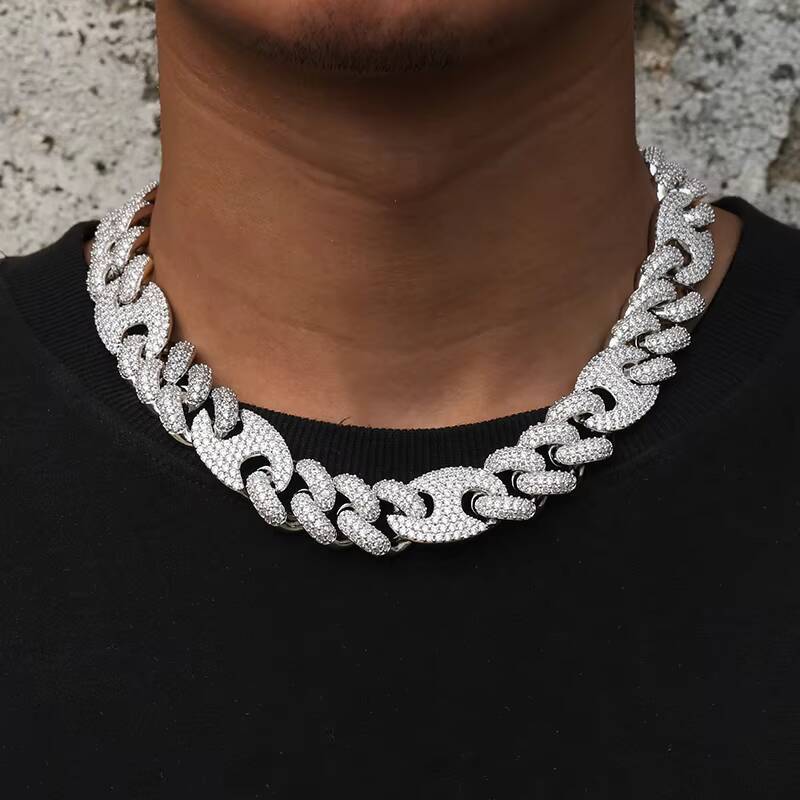 Hot Sale High Quality Luxury Jewelry Hip Hop Iced Out Moissanite/Moissanite Cuban Chain Necklace for Men and Women