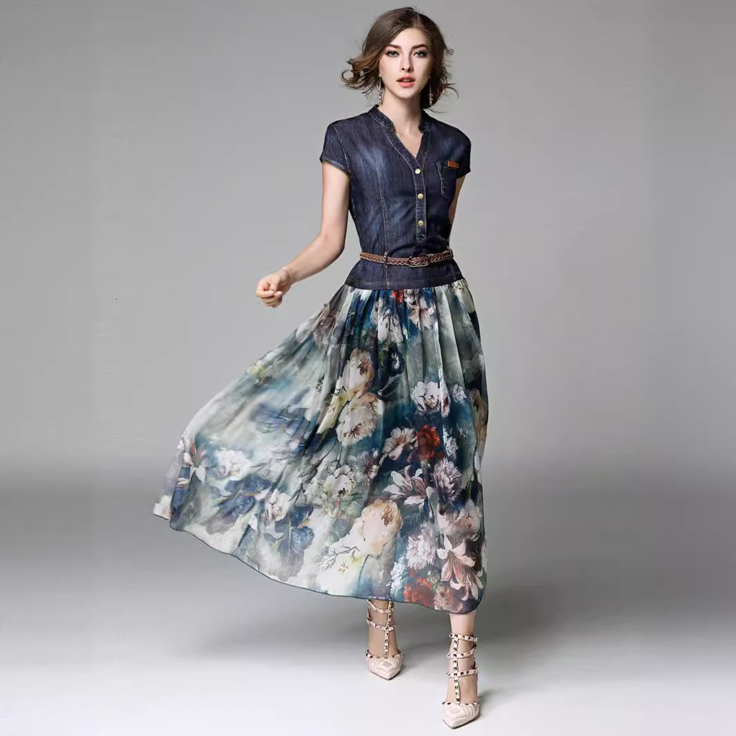 2025 Summer New Womens Dress Denim Print V-neck Slim Fit and Slimming Mid Length Skirt