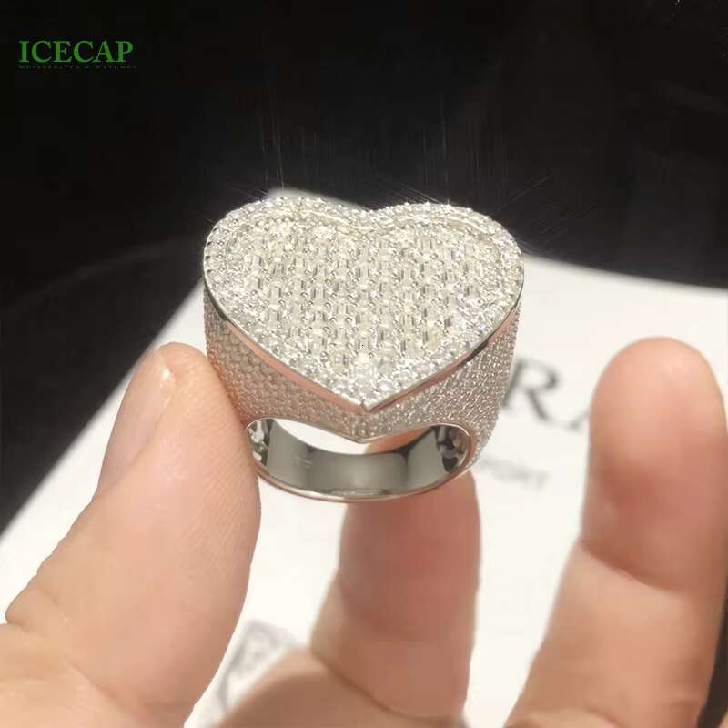 Big Heart Shape Ring 925 Silver White Gold Plated Ring baguette Cut VVS Moissanite Ring for Women