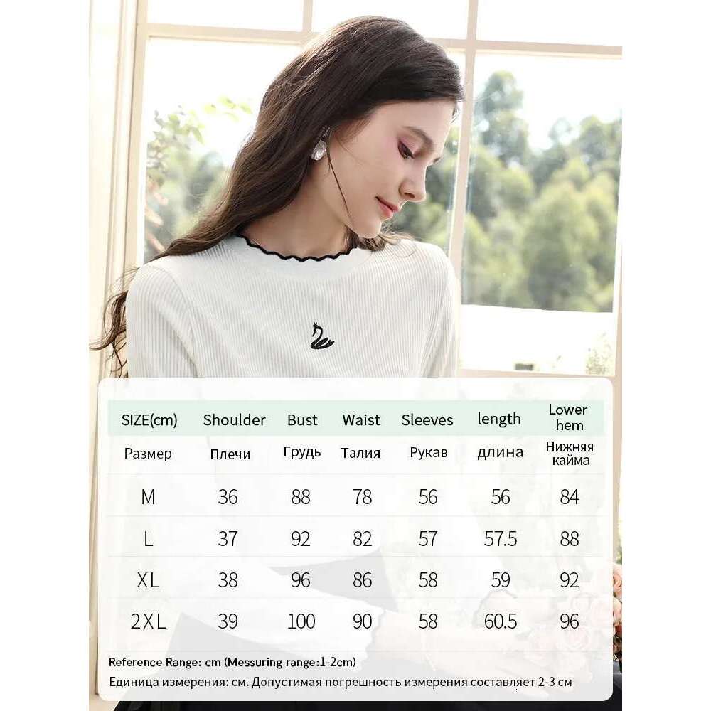White Knitted T-Shirt Swan Embroidered Crew Neck Long-Sleeved Tees Autumn Slim-Fit Base Shirt