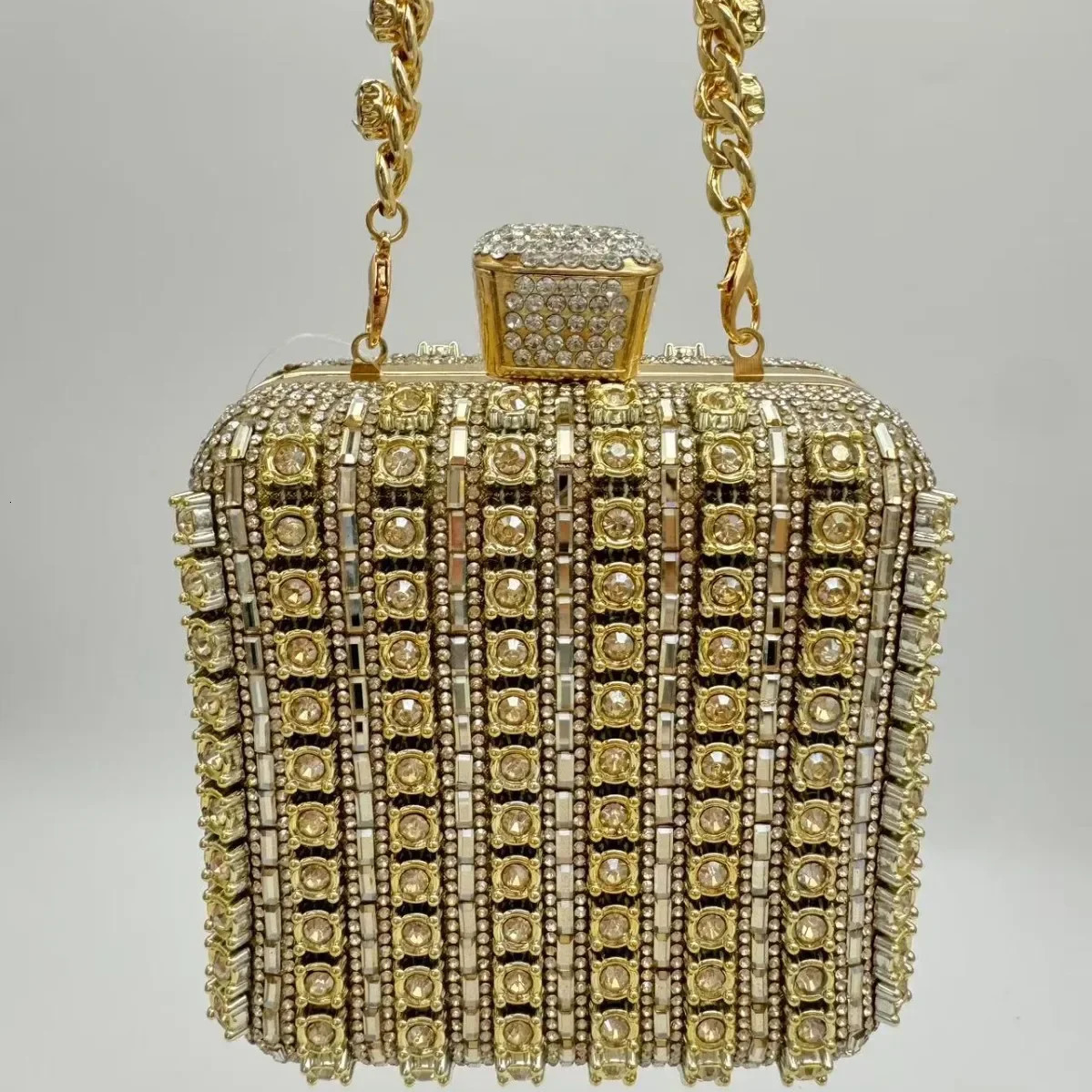Handmade Diamond Encrusted Square Clutch Evening Bag Small Size Portable Sparkling Polyester Fiber Dinner Bag for Women 251106