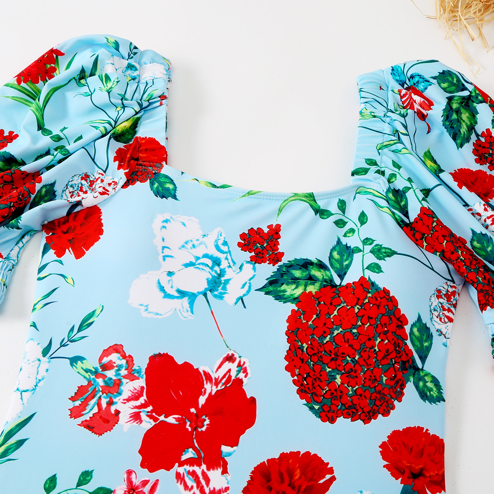 New printed one-piece swimsuit with bubble sleeves for women, slim fit, belly covering, conservative swimming outfit