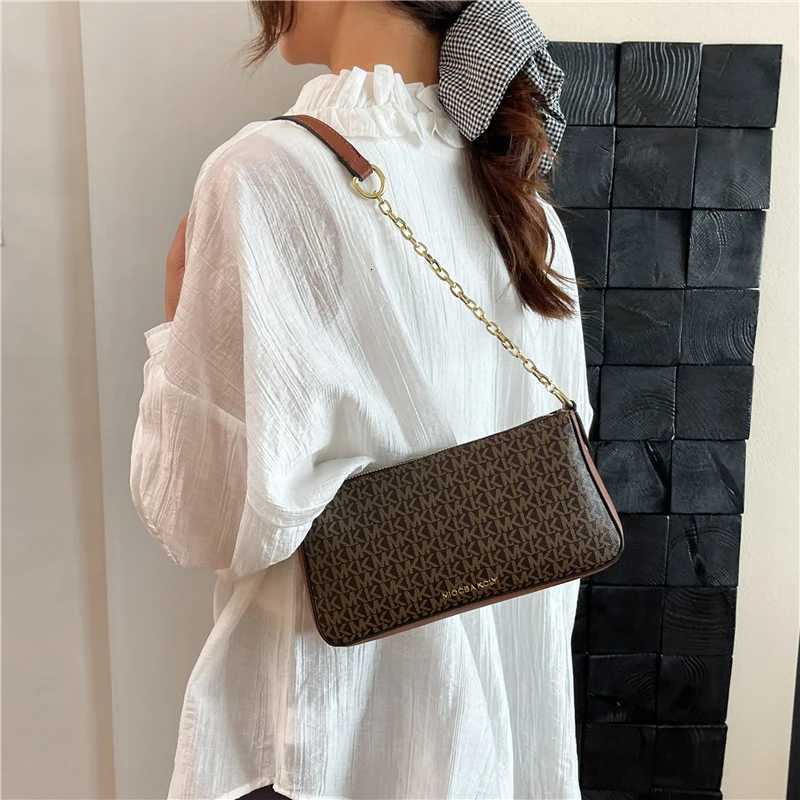 Famous Designer Womens Crossbody Bag Elegant Shoulder Purse Classic Tote Equipped With Adjustable Shoulder StrapsW251106