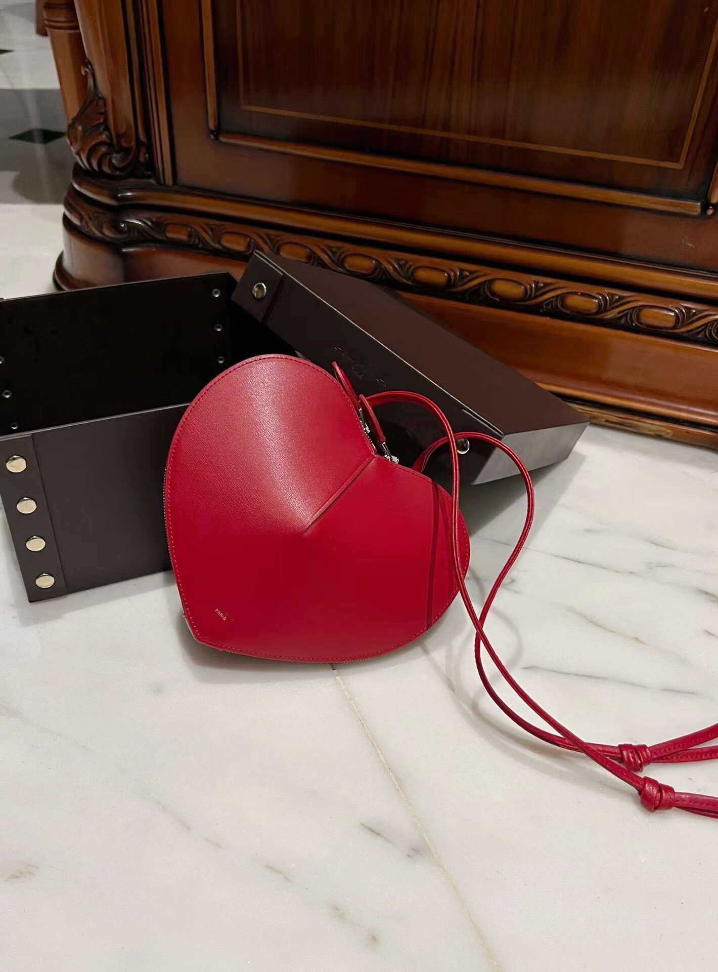 ALA Love with Many Celebrities Bloggers, Versatile and Fashionable Crossbody Bag, 2024 Popular Women's Bag