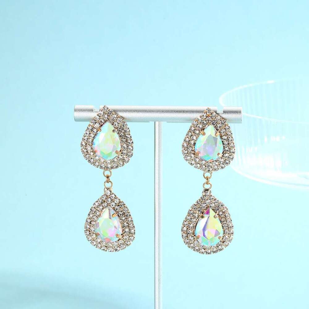 Water shaped welded ear pins, copper claw chains, earrings, daytime running water droplet glass earrings