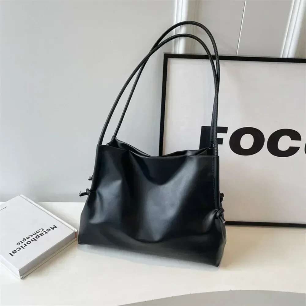 2025 Fashion Large-Capacity New Tote Women's Bags Are Solid Color Casual Texture Lazy and Generous Versatile Handbag Shoulder