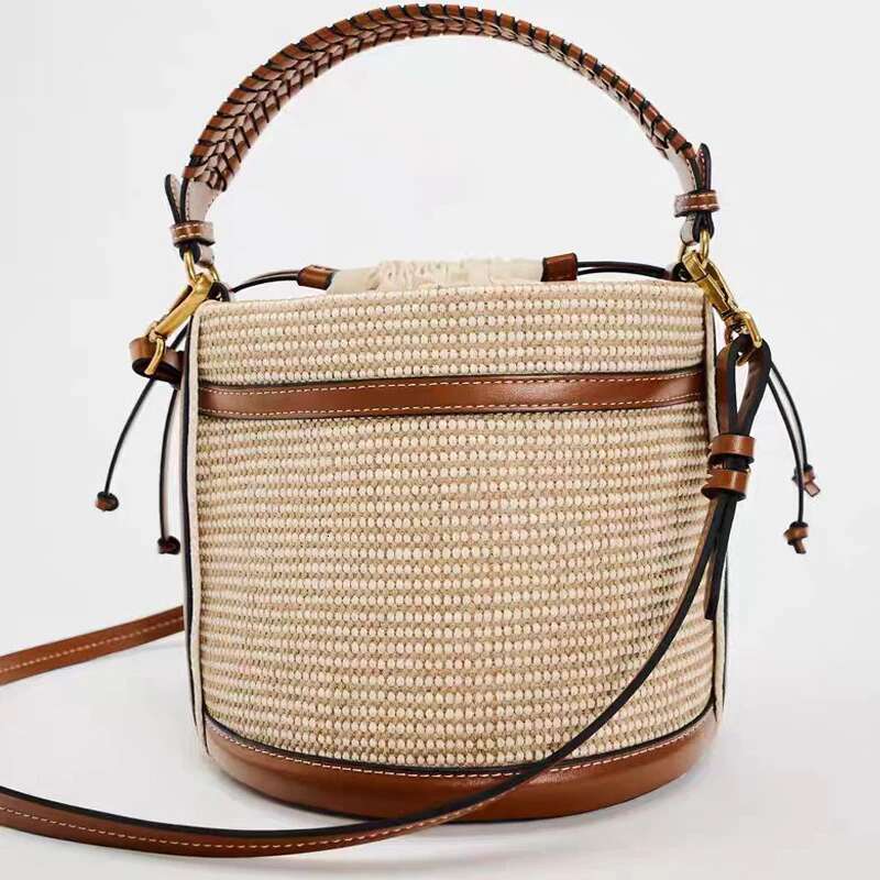 Women's Niche Design 2024 Environmentally Friendly Woven Light Handbag Versatile Shoulder Bucket Bag Vegetable Basket