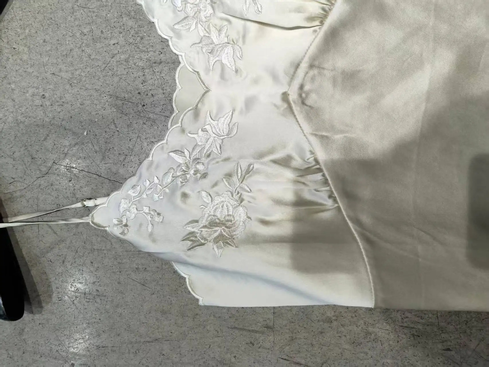 Yi0404 Fashion Womens Top and Tshirt European n Party Style Clothing 250407