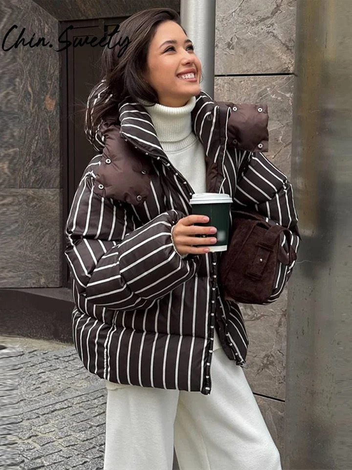 Fashion Striped Women Quilted Jacket Loose Hooded Thicken Zippers Long Sleeve Female Outwear 2025 Autumn Winter Lady Streetwear 251106