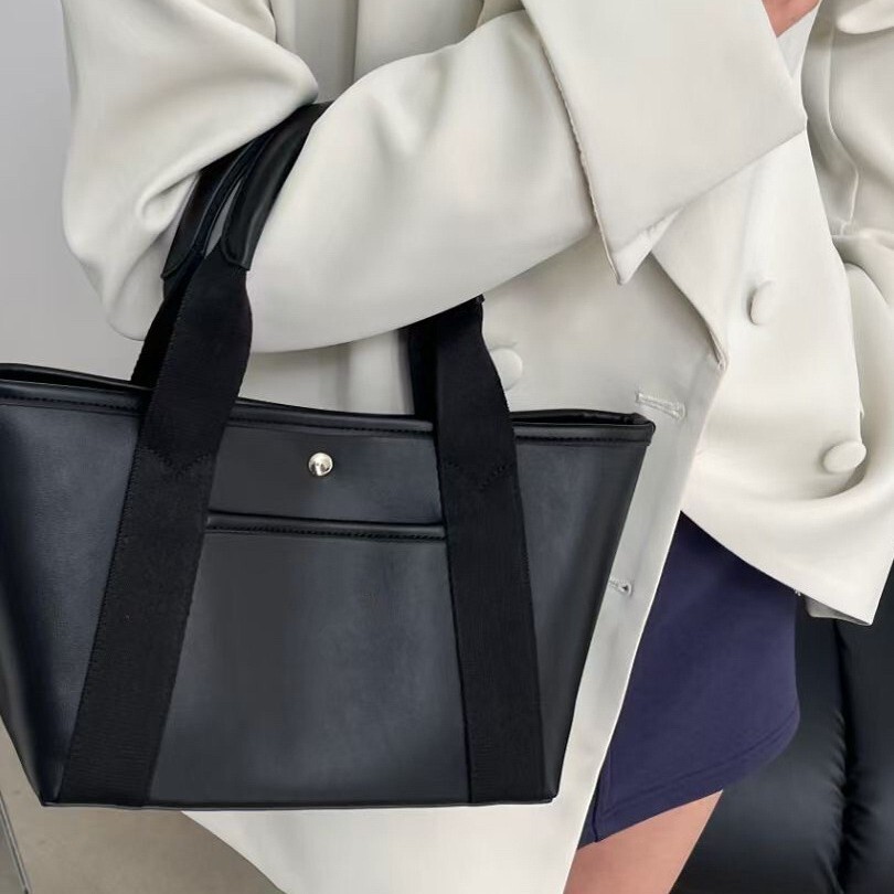 2025 New Product Internet Celebrity Same Style Trendy Basket Fashionable, Versatile, Simple Tote Design Handheld And Crossbody Bag