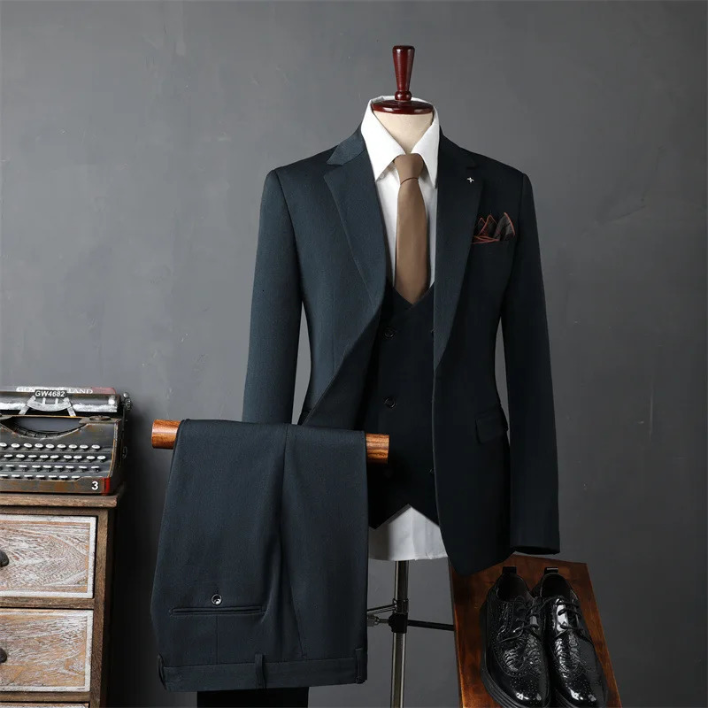Mens casual suit formal banquet elegant slim fit jacket vest pants 3 pieces evening dinner mens classic business suit 250402