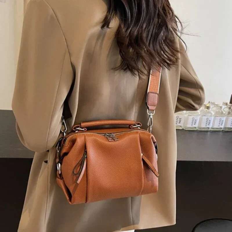Leather Solid Zipper PU Premium Shoulder Bags Fashionable Folded Cloud Top-Handle Large Capacity Commuter Wide Crossbody Bag