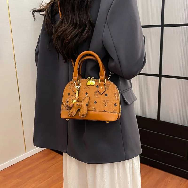 Stylish Simple Clutch Bag For Women Featuring Vintage Leather Design And High-End Luxury AppealW251106