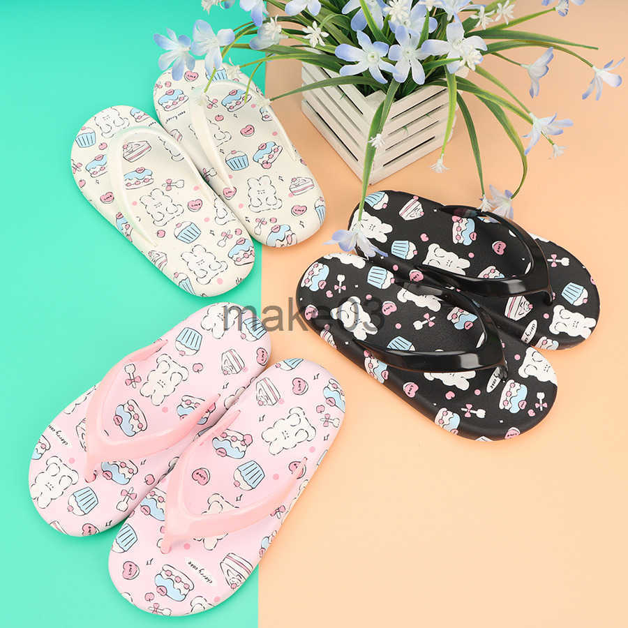 Cute cartoon printed childrens flip flops for summer anti slip outdoor beach sandals J250403