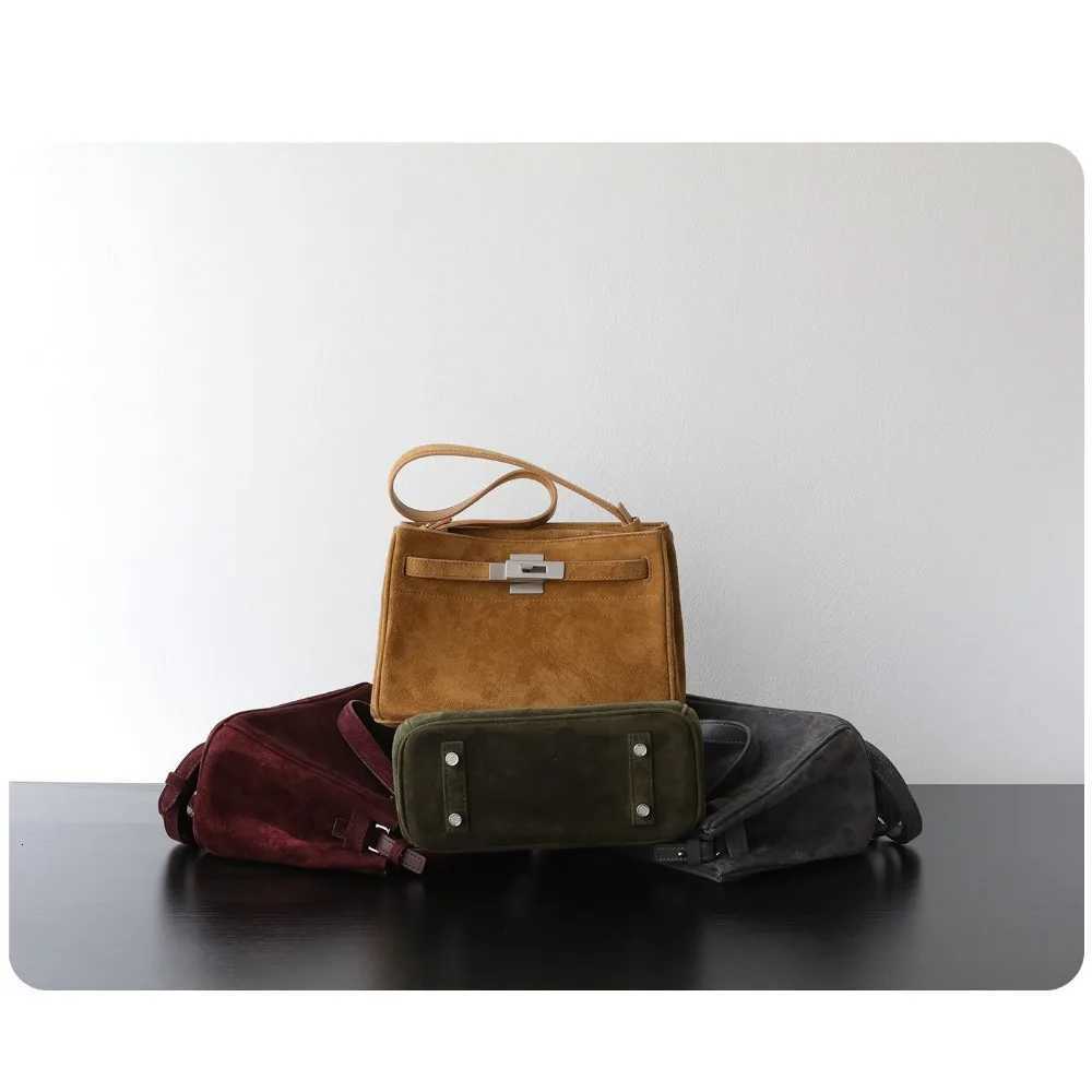 Niche Light Luxury High Sense Retro Suede Casual Cashmere Small Square Bag Single Shoulder Messenger Bag Commuting TemperamentW251107