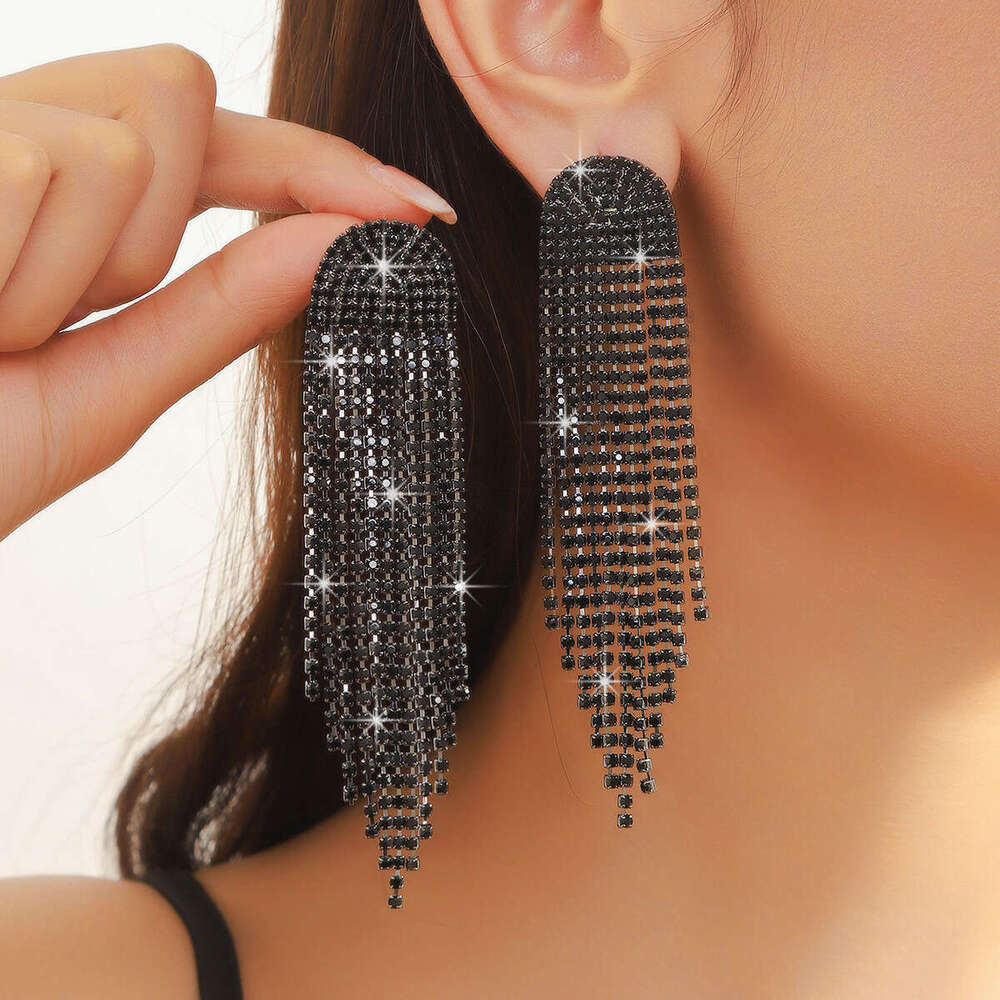 Exaggerated style personalized tassel earrings, long and short styles, elegant women's earrings accessories