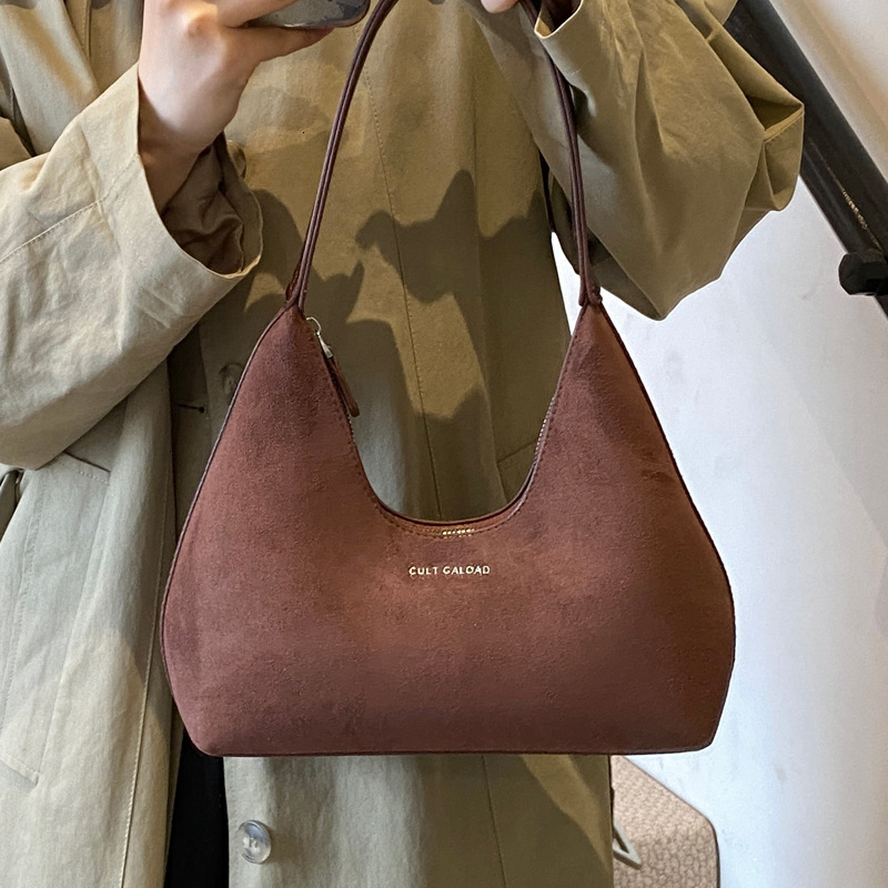 2025S Designer Women S Bag Tote Autumn And Niche Armpit Women Winter New Women S Stylish Shoulder Bag