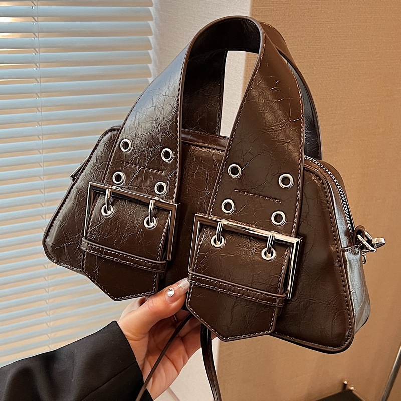 2025S Designer Women S Bag Autumn New Handbag Niche Popular Versatile Crossbody Belt Type Stylish Travel Small Square Bag