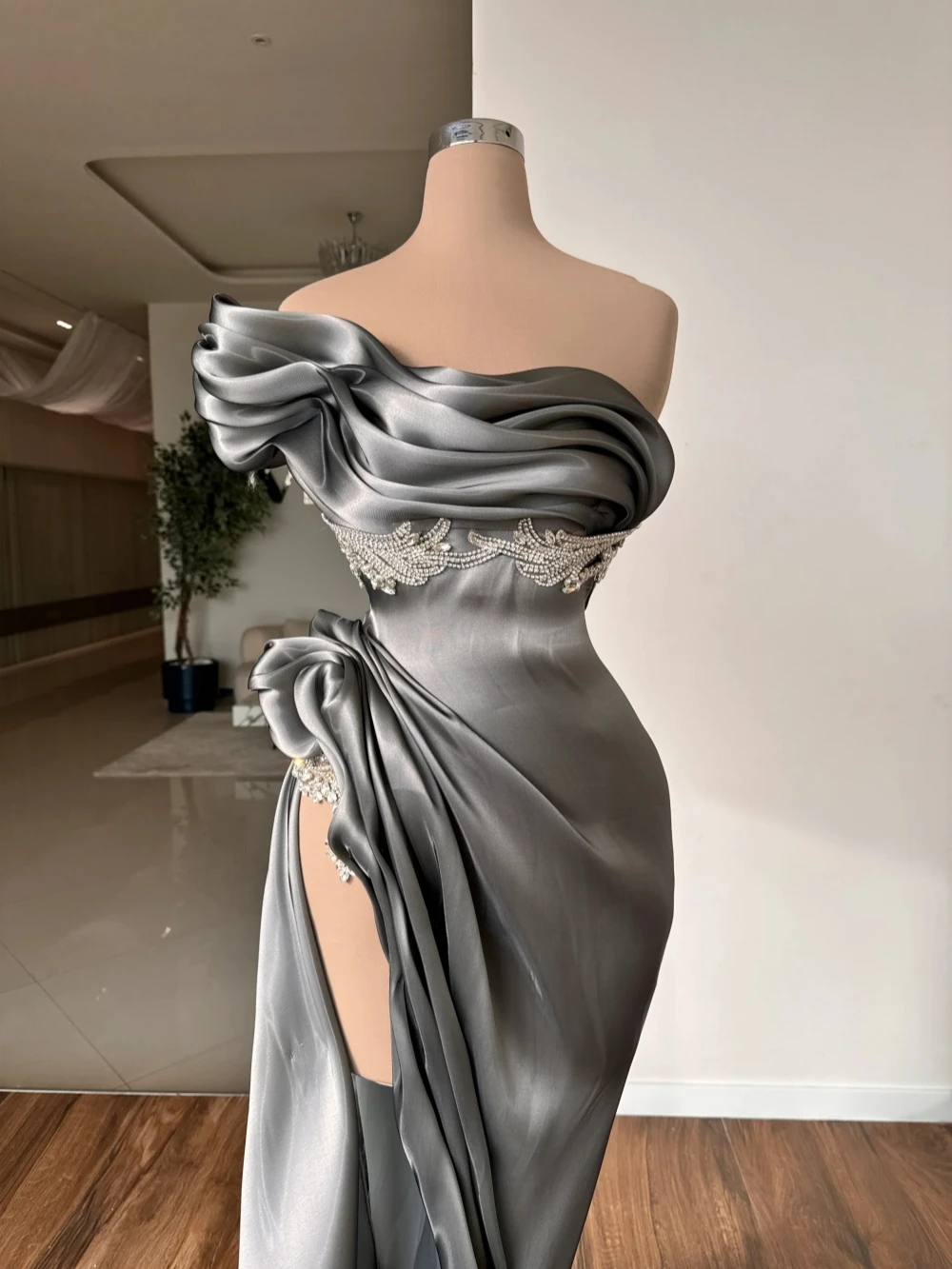 Retro Evening Dresses One Shoulder Mermaid Prom Gowns Rhinestone Beading High Split Customized Sweep Train Princess Formal Occasion Party Dress