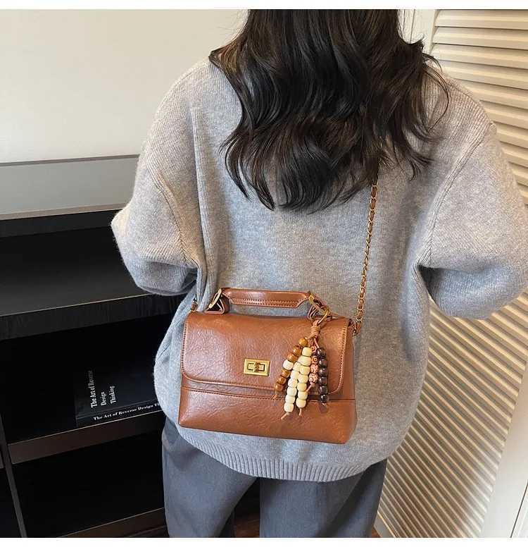 2025 New Retro Chain Bag - Small Square Shoulder Purse Vintage Stylish High-Quality Leather HandbagW251106