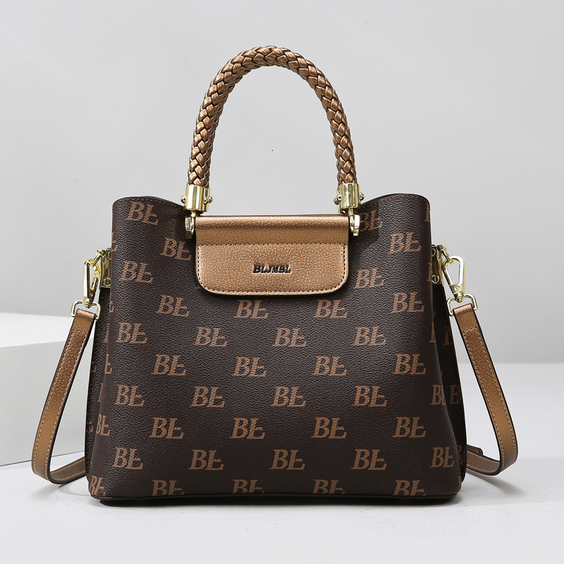 Light Luxury Designer Bag Women's Retro Fashion Large Capacity Tote Commuter Mom Crossbody Shoulder Bag