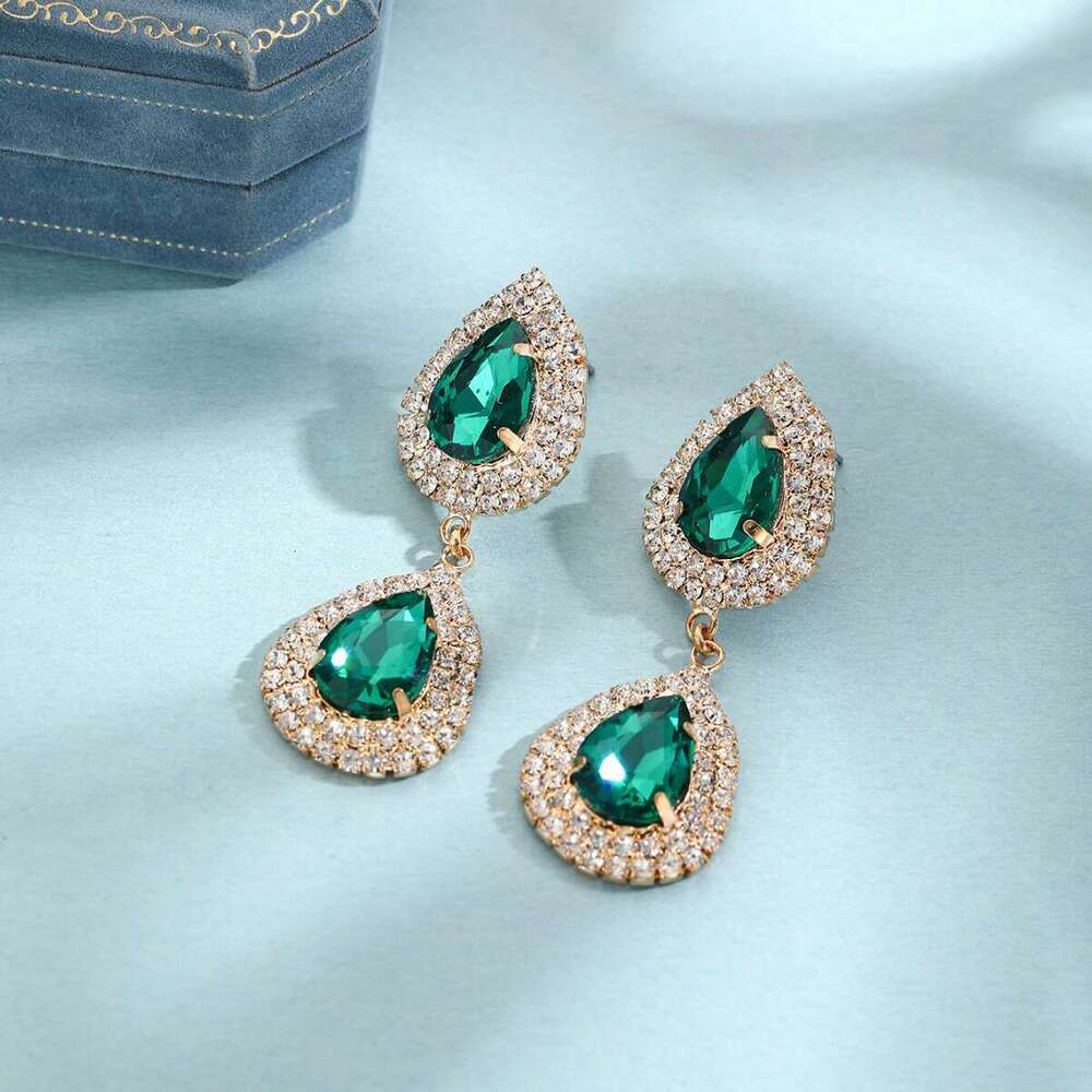 Water shaped welded ear pins, copper claw chains, earrings, daytime running water droplet glass earrings