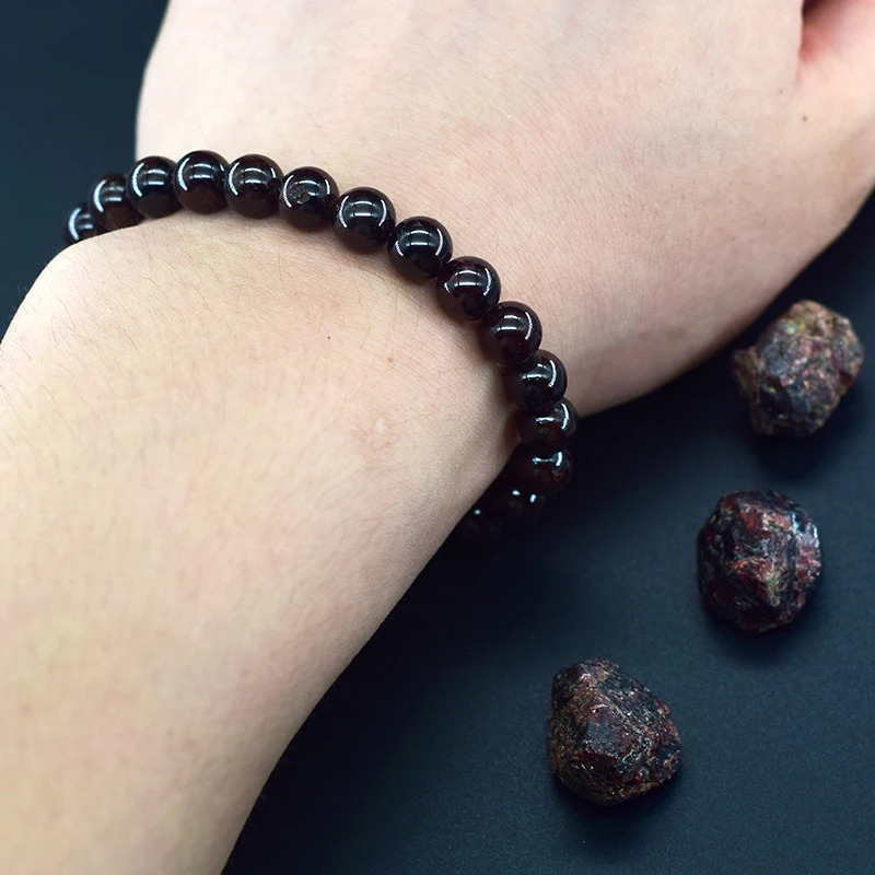 5A Natural Garnet Womens Wine Red Bead Bracelet Womens Bracelet Mens Bracelet Lucky Energy Treatment Jewelry Valentines Day Gift 250328