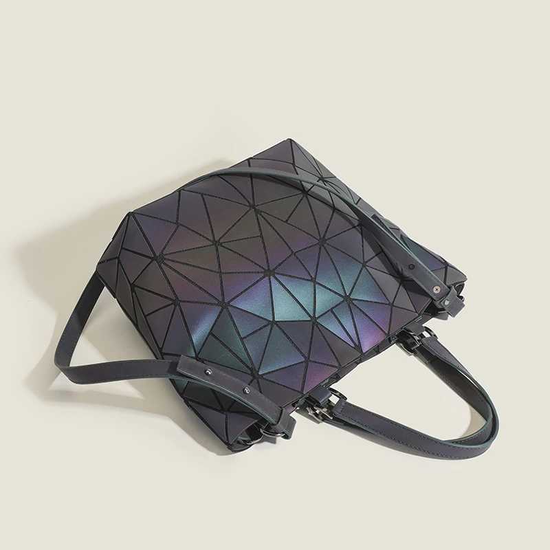 JIOMAY Luxury Womens Tote Bag Personalized Beach Handbag Designer High Quality Travel Shoulder Bag with Long StrapW251106