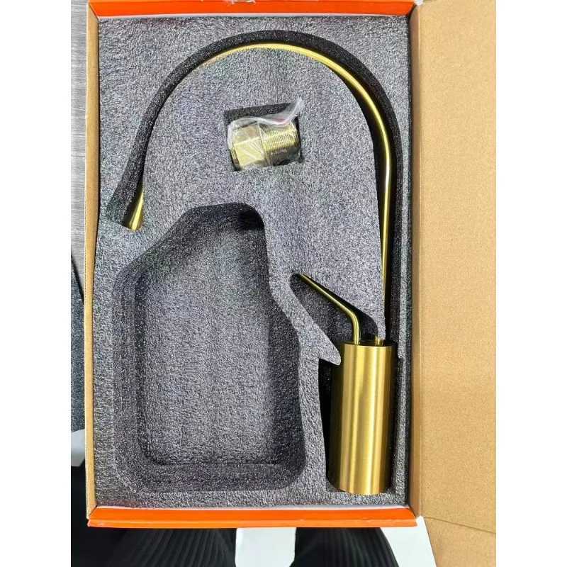 Modern Basin Faucet Bed Gold Black Silver Faucet Deck Mounted Basin Sink Tap Mixer Hot Cold Brass Tap for Bathro H251107