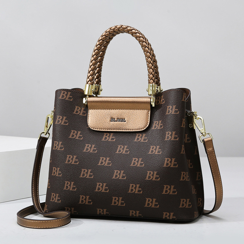 Light Luxury Designer Bag Women's Retro Fashion Large Capacity Tote Commuter Mom Crossbody Shoulder Bag