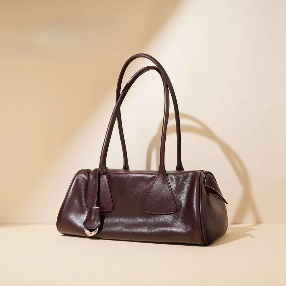 Genuine Leather Women Shoulder Armpit Vintage Brown Baguette Designer Brand Ladies Handheld Black Bowg Bag